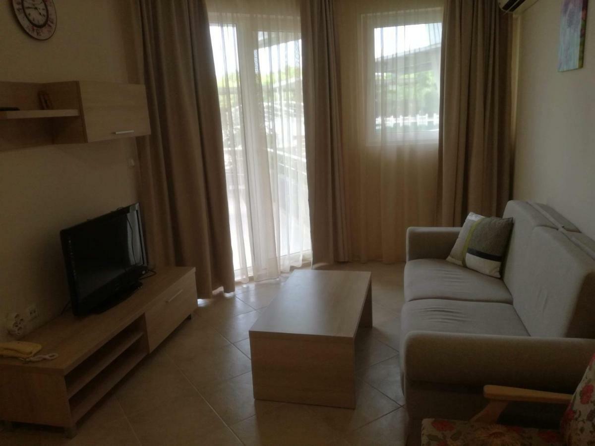 Emberli Aparthotel Lozenets Εξωτερικό φωτογραφία
