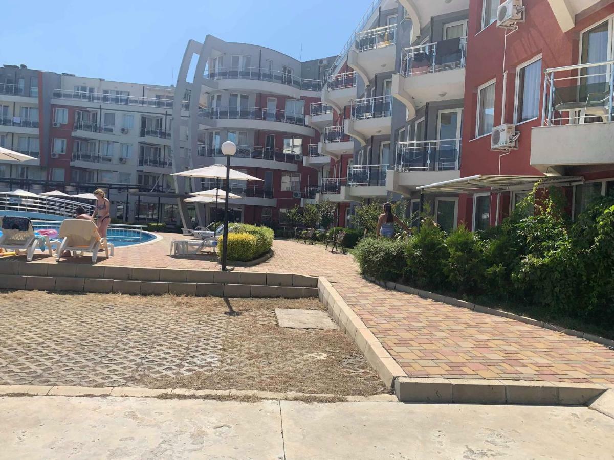 Emberli Aparthotel Lozenets Εξωτερικό φωτογραφία